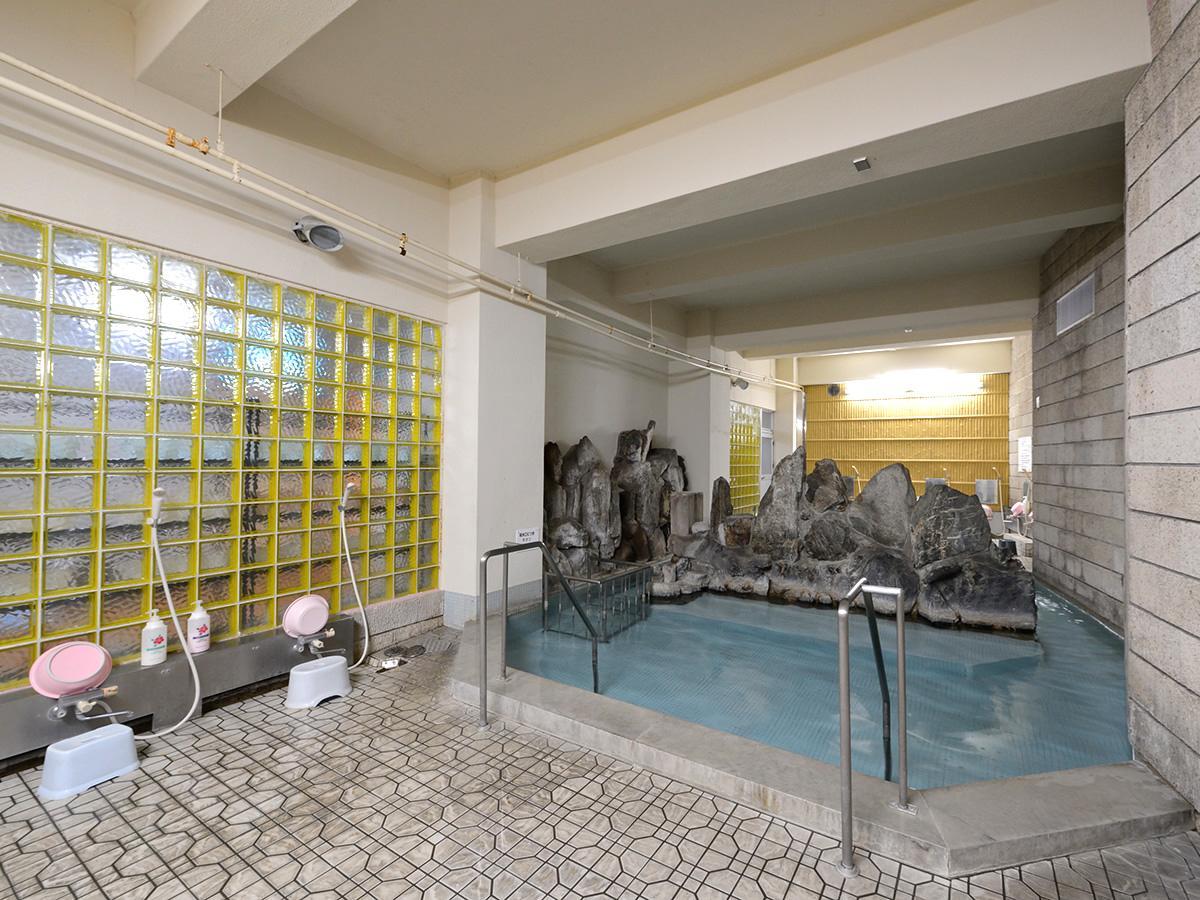 Riverside Hotel Sansuikan Хита Екстериор снимка